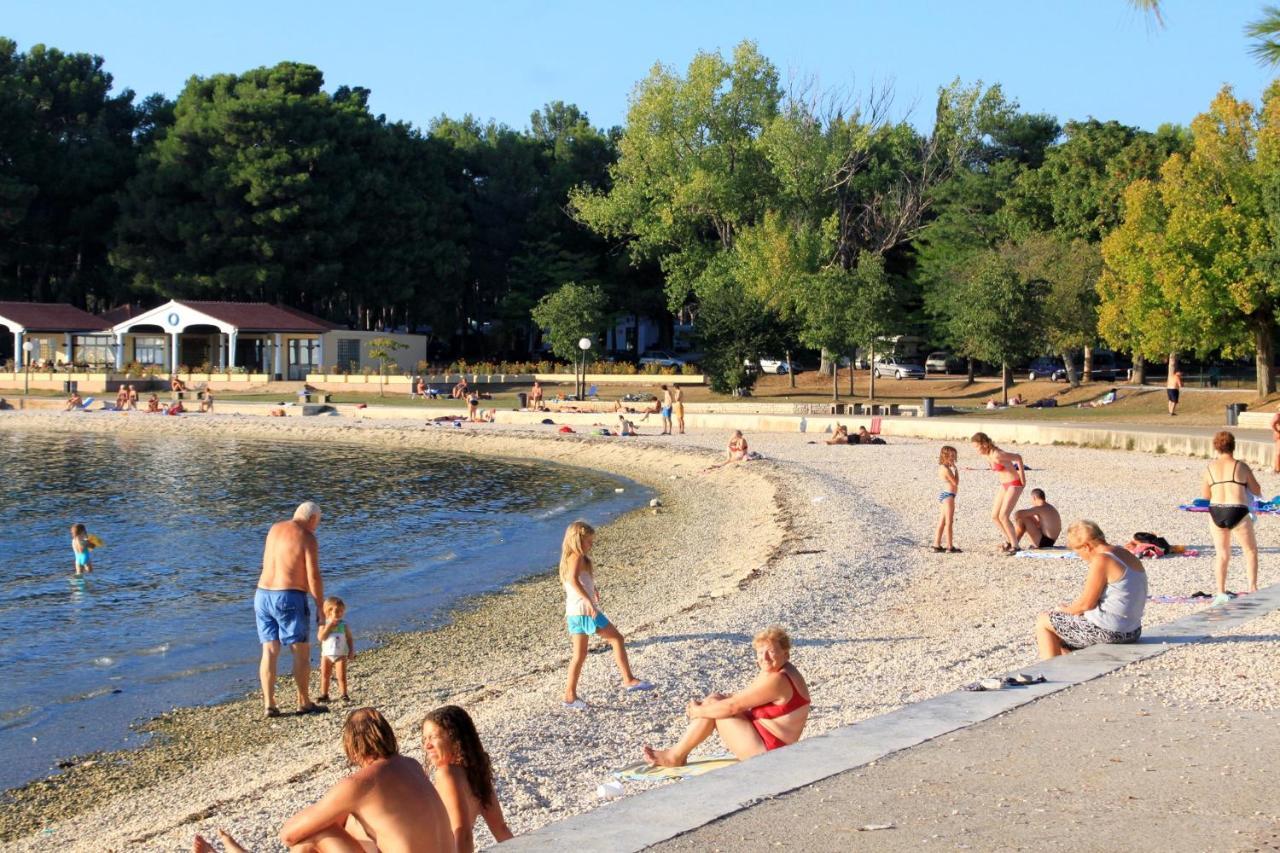 שטיניאן Family Friendly Apartments With A Swimming Pool Valbandon, Fazana - 2201 מראה חיצוני תמונה