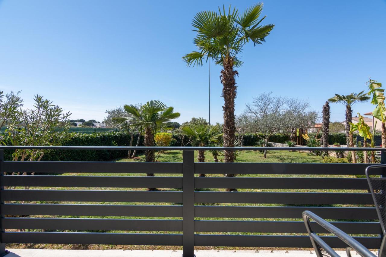 שטיניאן Family Friendly Apartments With A Swimming Pool Valbandon, Fazana - 2201 מראה חיצוני תמונה