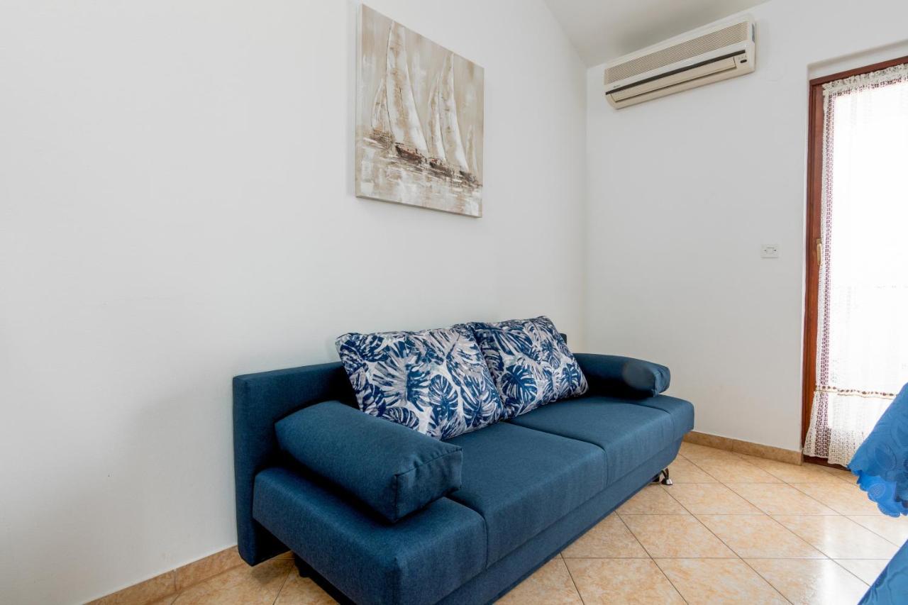 שטיניאן Family Friendly Apartments With A Swimming Pool Valbandon, Fazana - 2201 מראה חיצוני תמונה