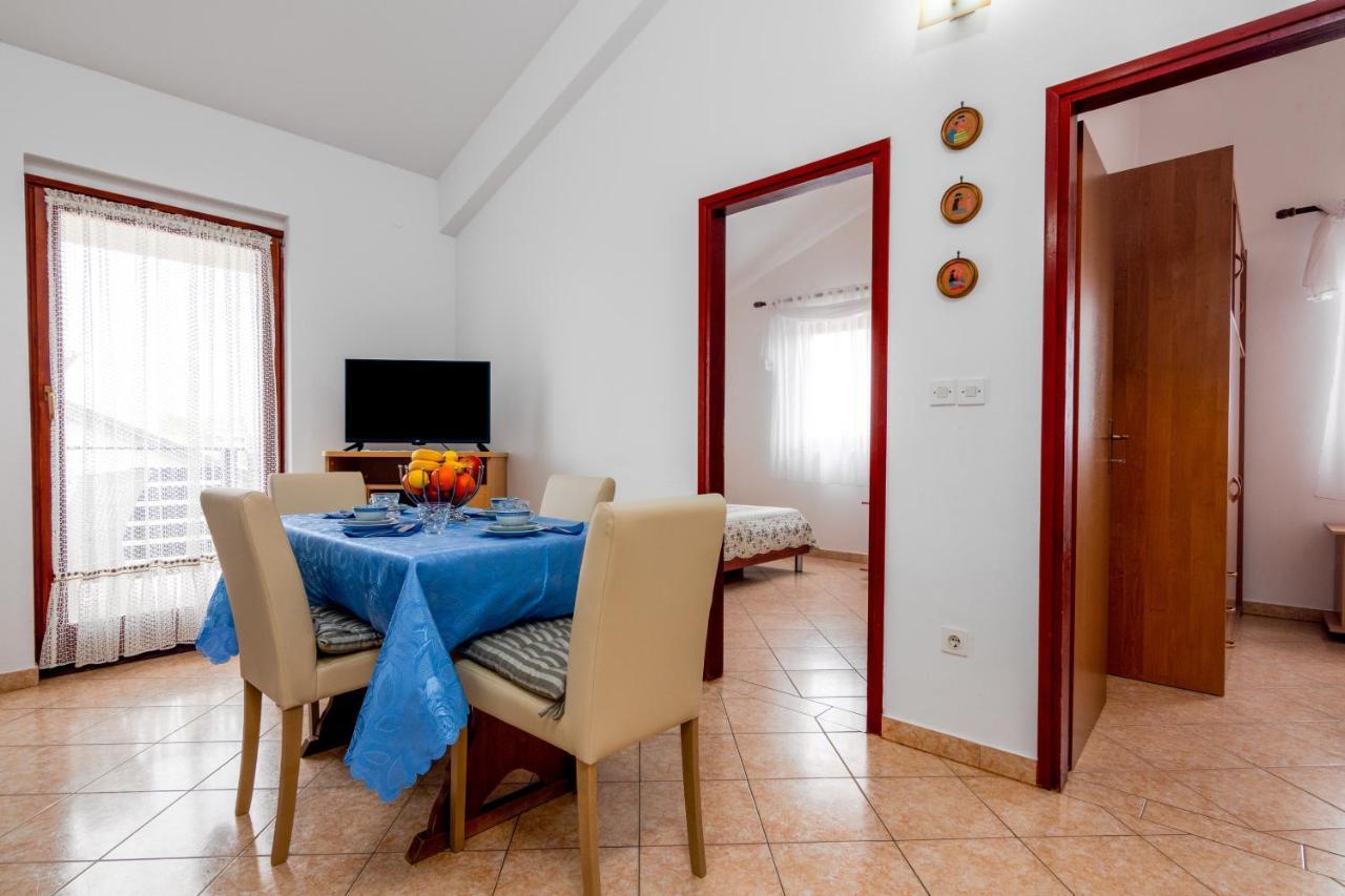שטיניאן Family Friendly Apartments With A Swimming Pool Valbandon, Fazana - 2201 מראה חיצוני תמונה