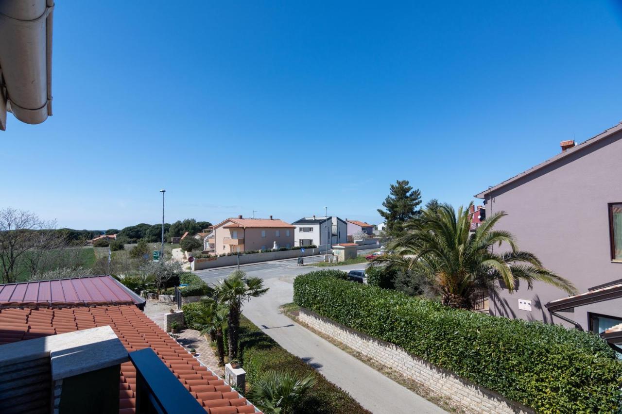 שטיניאן Family Friendly Apartments With A Swimming Pool Valbandon, Fazana - 2201 מראה חיצוני תמונה
